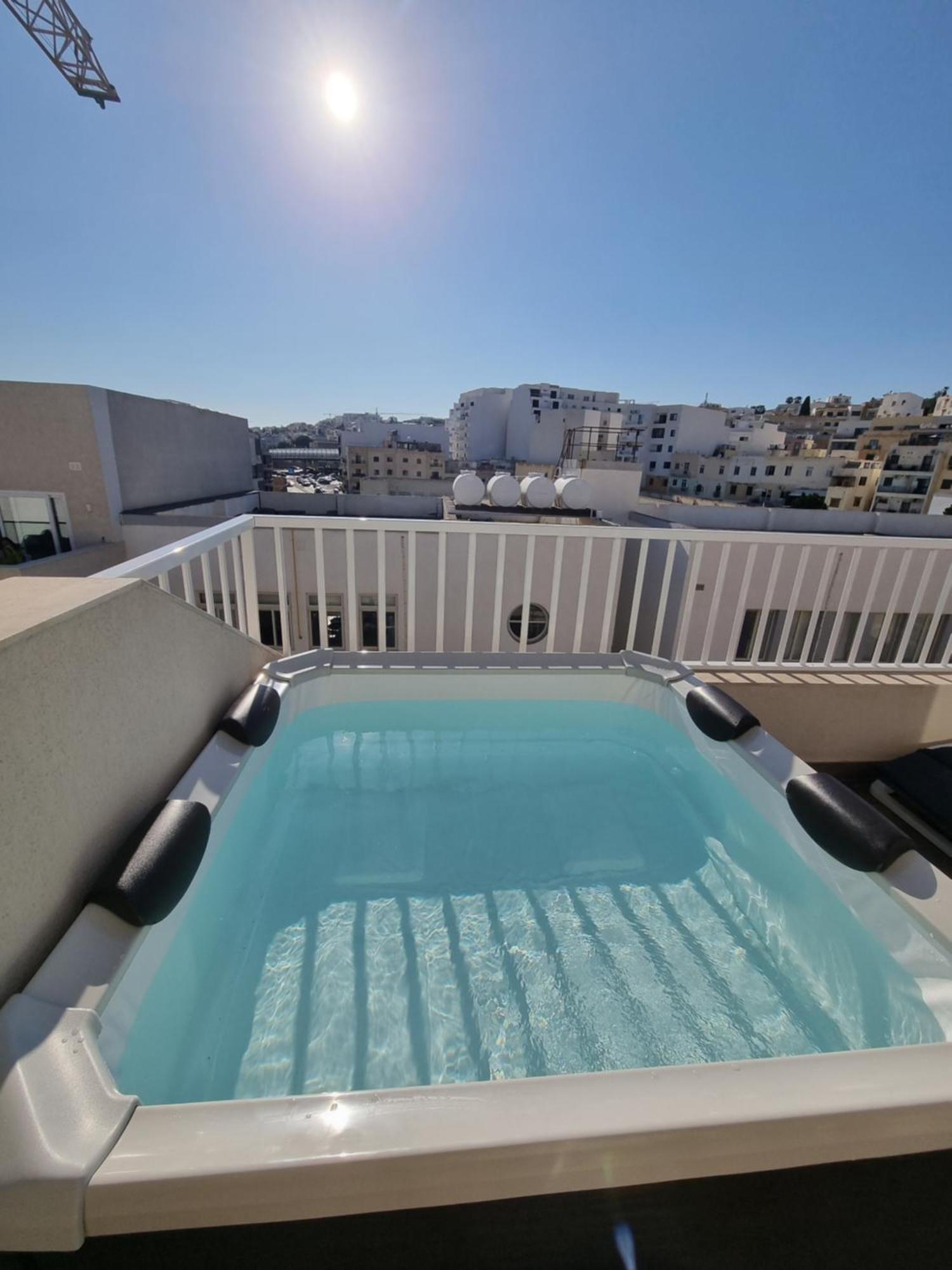Korzo Suites Gzira Ngoại thất bức ảnh