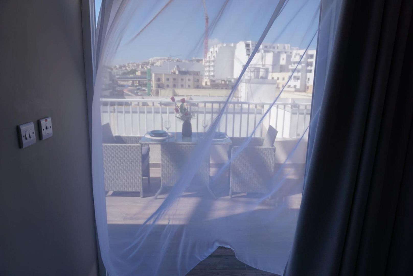 Korzo Suites Gzira Ngoại thất bức ảnh